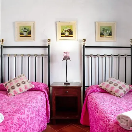 Marta Conil De La Frontera