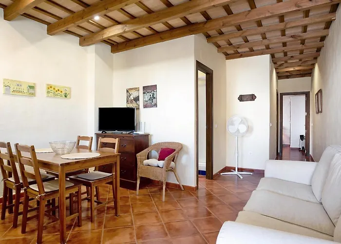 Marta * 科尼尔-德拉弗龙特拉